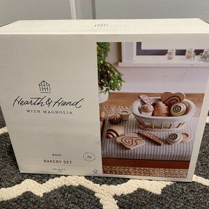 Hearth and Hand Bakery Set